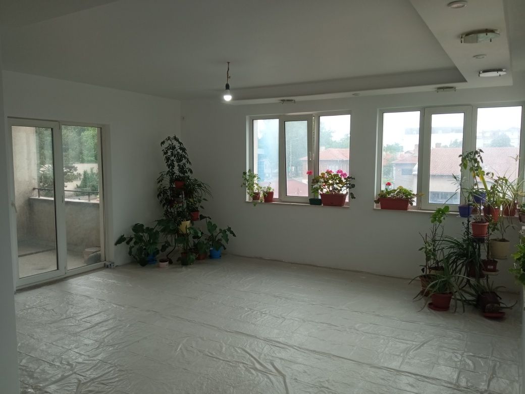 Продава се Мезонет в Ямбол, Генерал Заимов - 163 кв.м за 824 €/кв.м - Снимка #6
