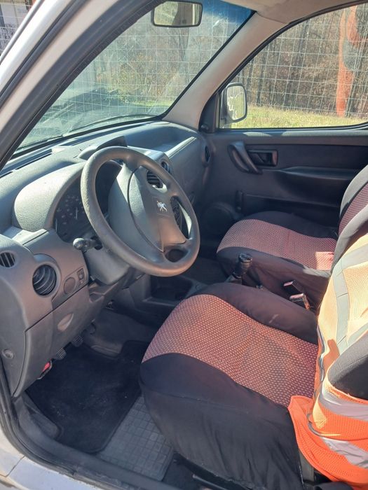 Vând Peugeot partnar