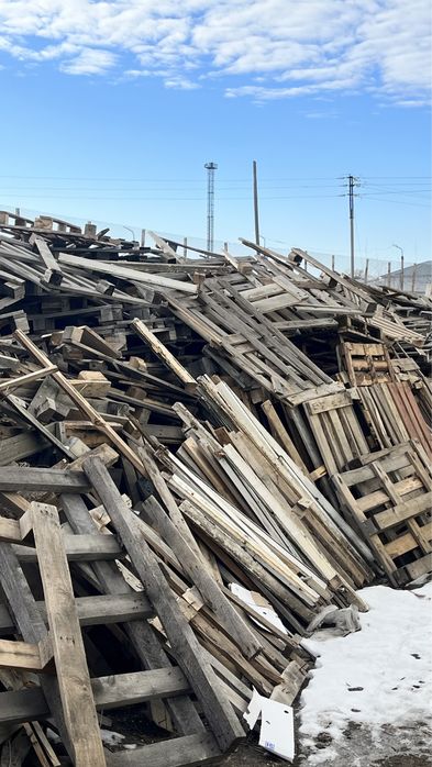 Продам поддоны на дрова.