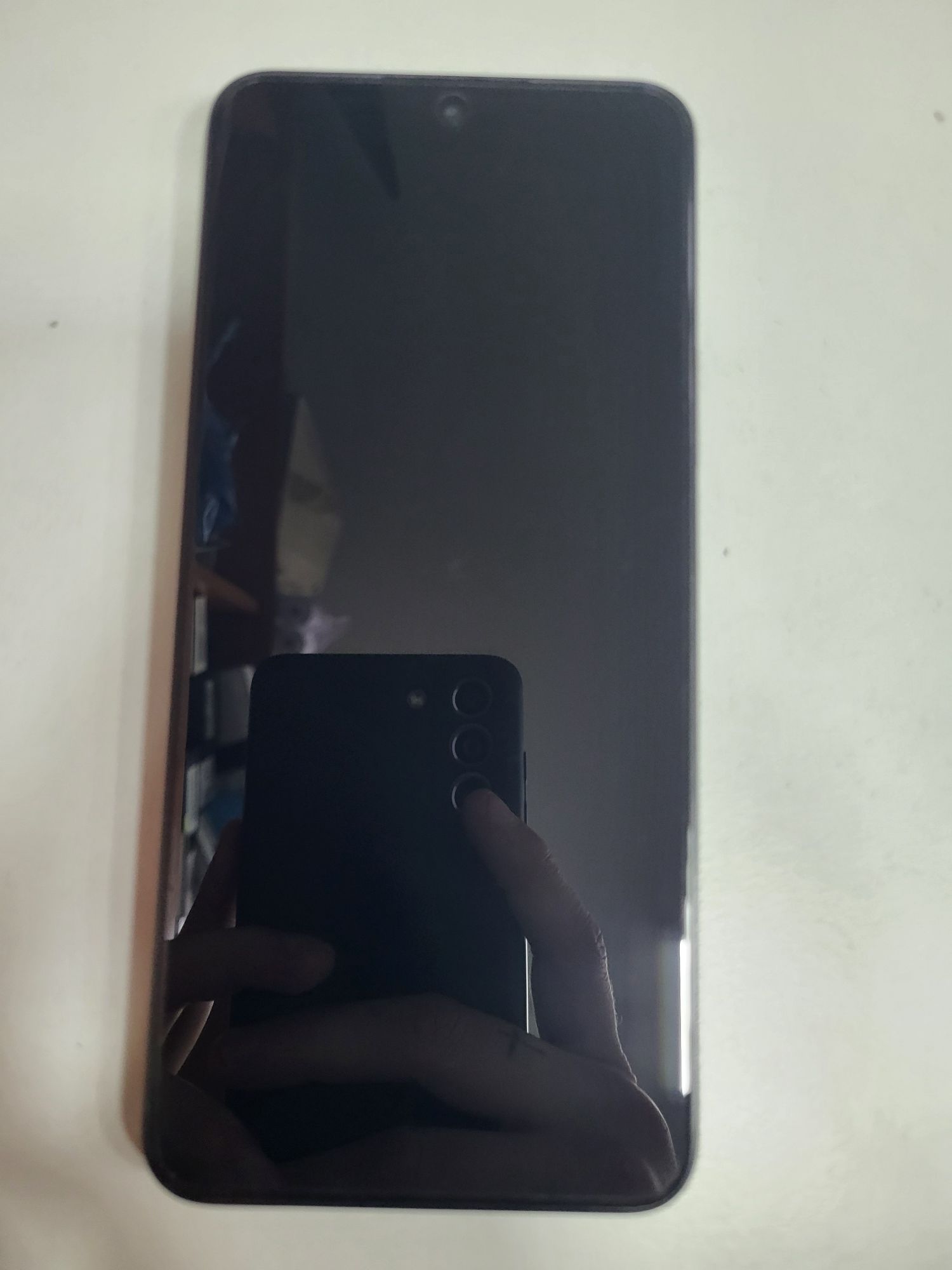Honor 90 Lite este impecabil ca Nou
