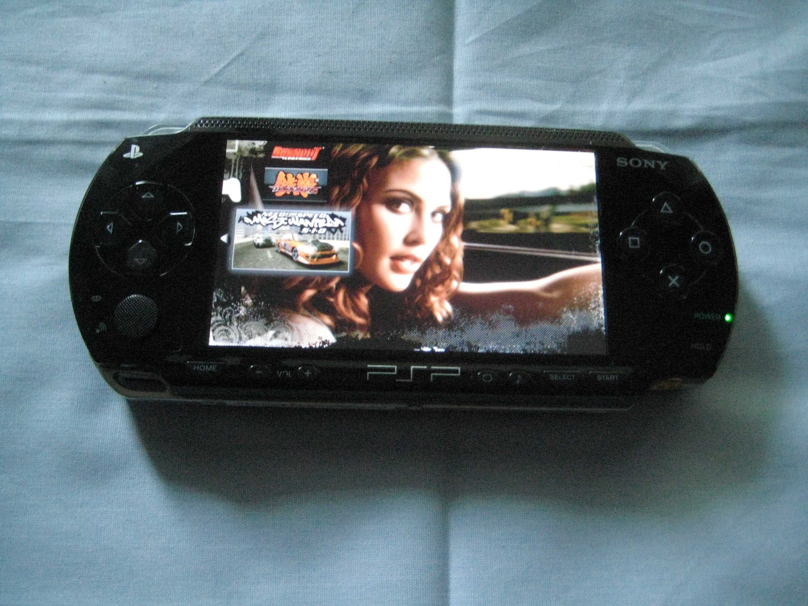 Продавам конзола PSP-1004fat