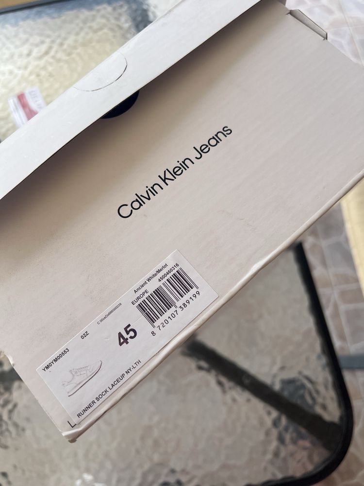 Мъжки обувки Calvin Klein