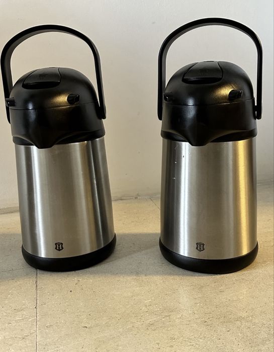 Termos cu pompă 1.9 litri inox păstrează cald sau rece