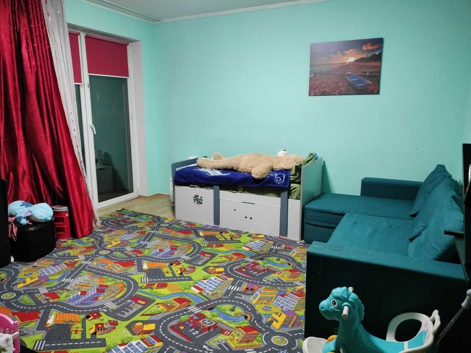 Vand apartament turnisor zona Alma