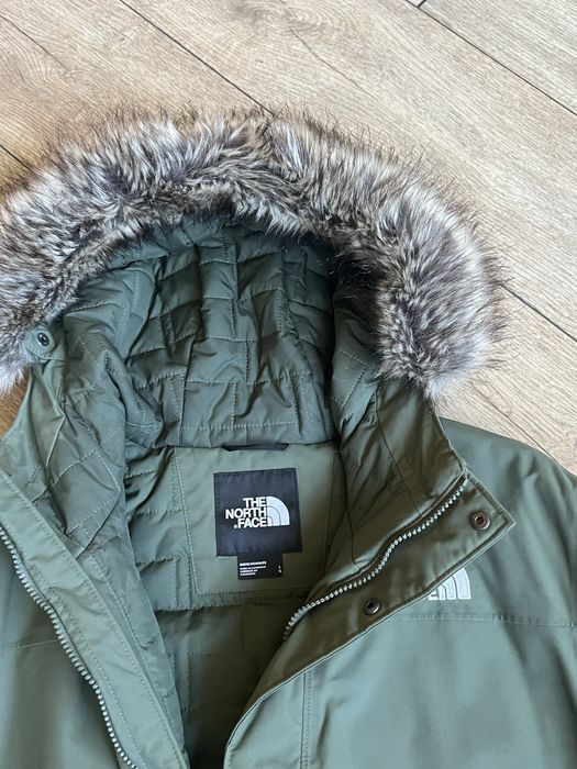 The North Face : Zaneck Parka - яке размер Л - Оригинал