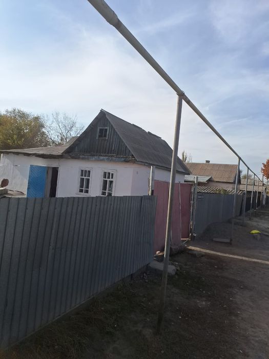 16 соттық жер үйімен сатылады