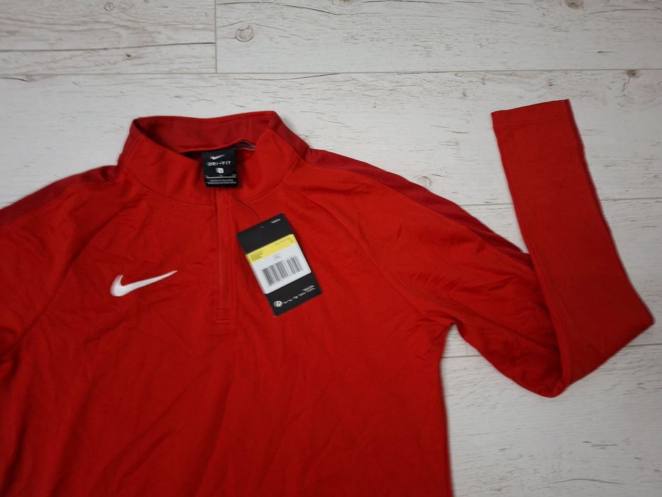 Nike-Ориг. Дамско горнище Ново!!!