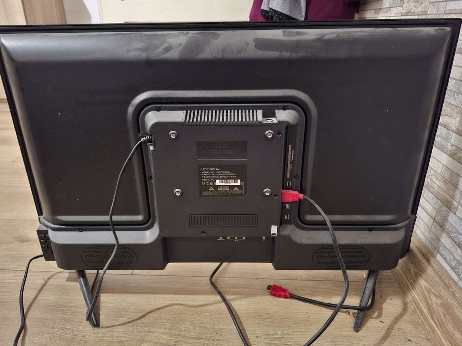 Телевизор 32" Crown