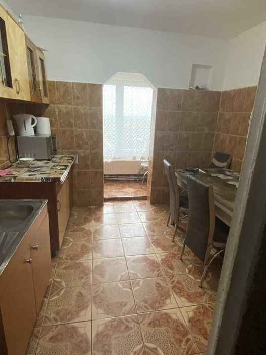 Apartament 2 camere baie bucătărie