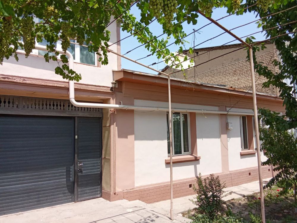 Продается дом на Домбрабаде , ориентир 16 гор.больница , за 188 школой