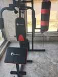 Vând aparat multifunctional  ,greutăți 45kg.