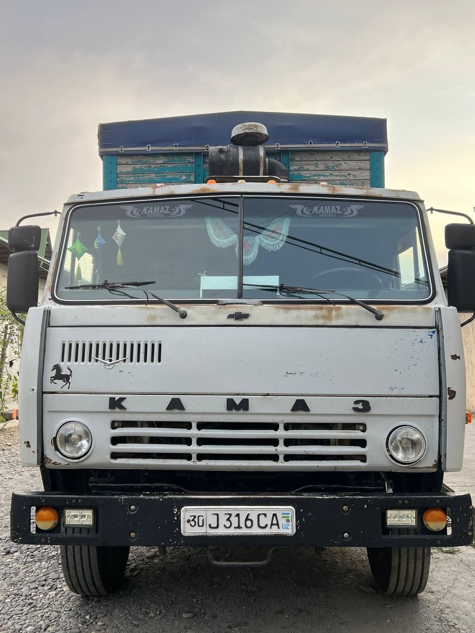 Kamaz sotiladi .