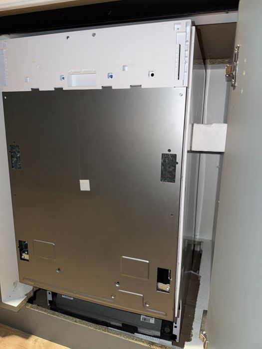 Masina de spalat vase incorporabila 45cm Arctic