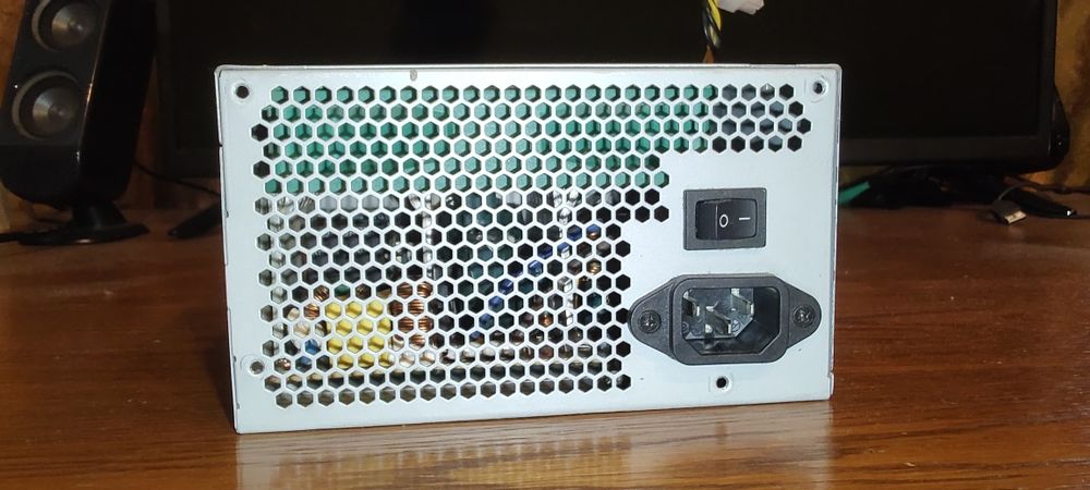 Sursă Chieftec 300W