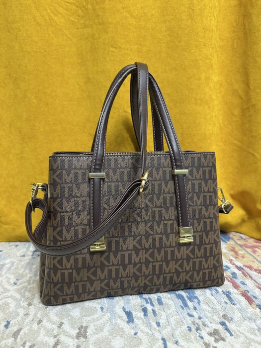 Продаю стильную сумку в отличном состоянии — почти как новая!