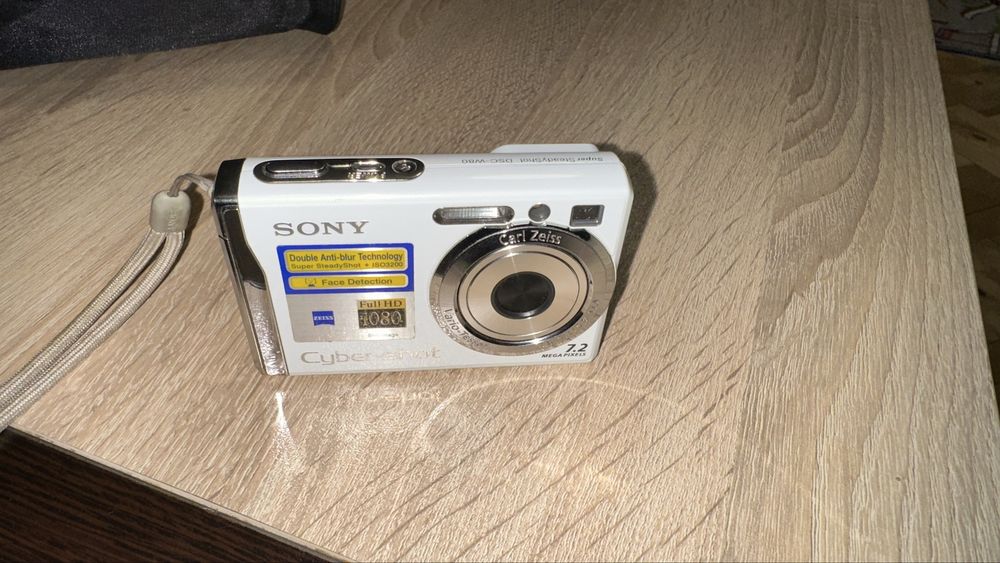 Фотоапарат Сони