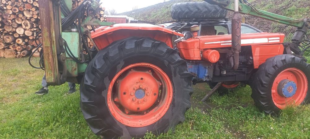 Vând same saturno 80 cu ghiara de lemne în stare perfecta de functiona