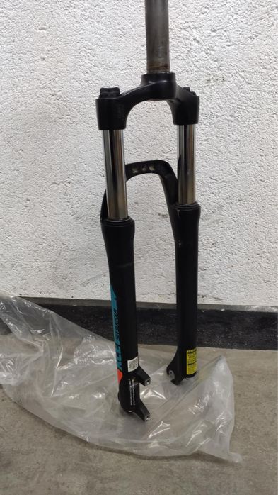 Предна вилка suntor XCE за 29 цола гуми