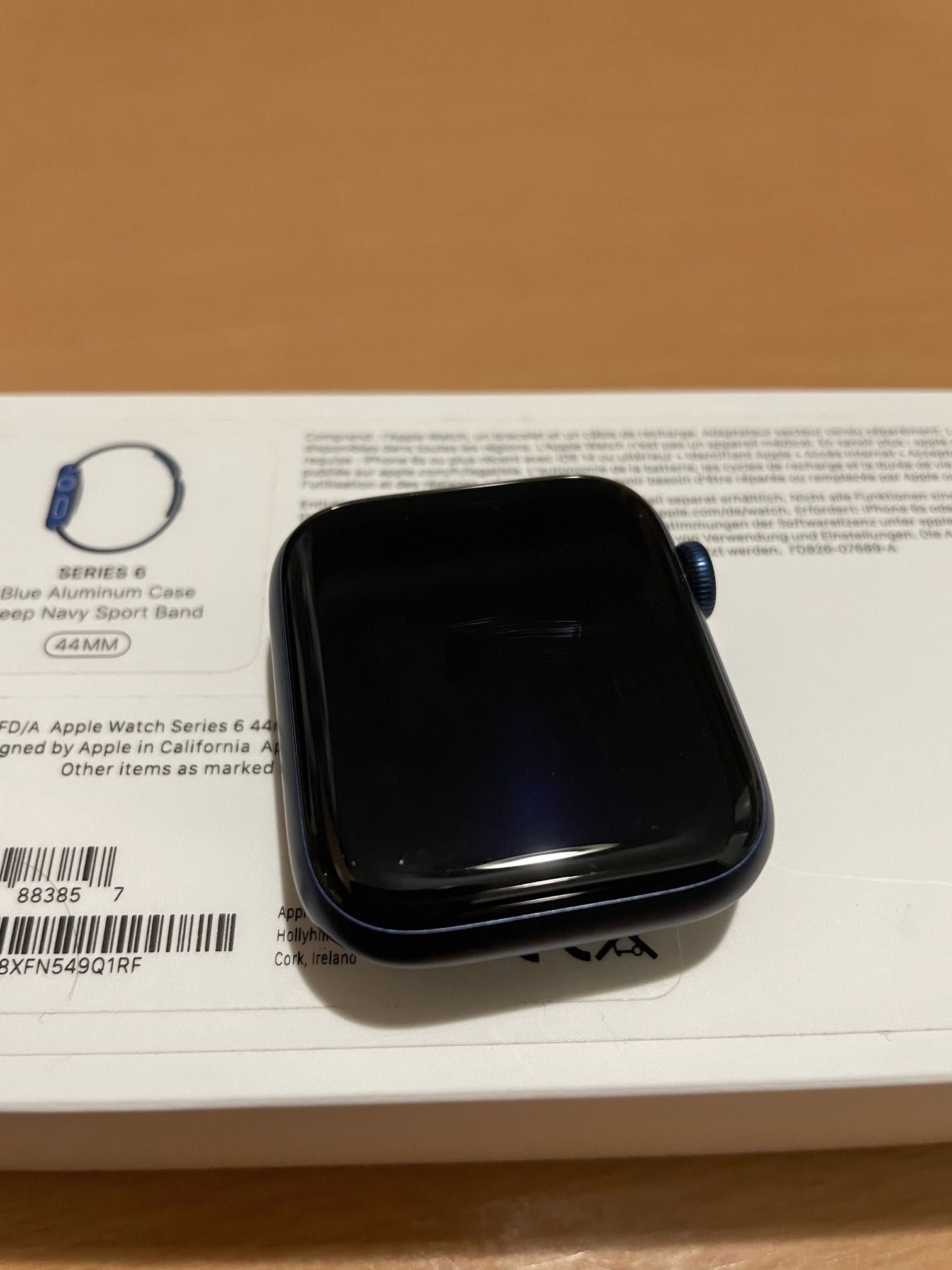 Vand ceas Apple Watch 6, GPS, 44mm, Blue