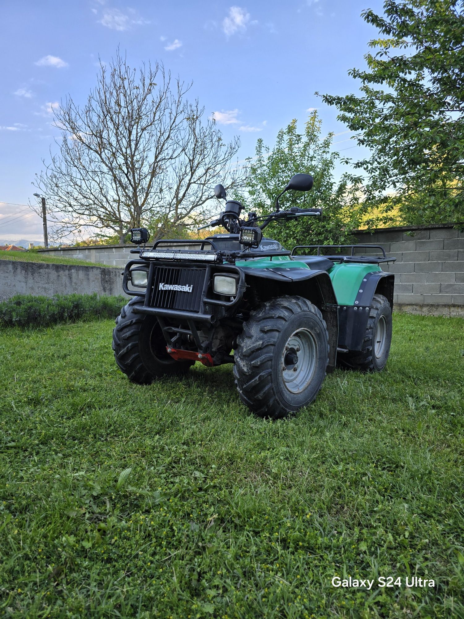ATV Kawasaki 4x4 KLF 400