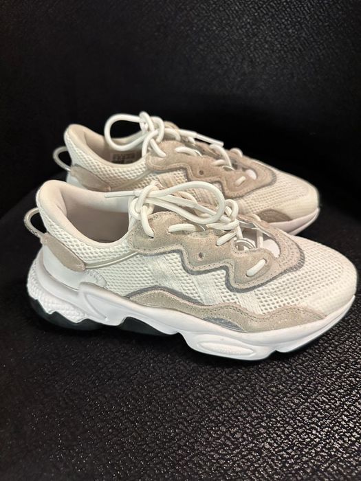 Кецове Addidas ozweego