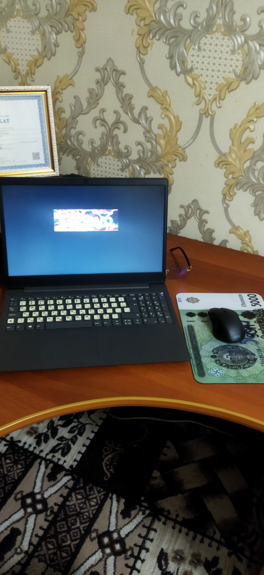 Lenova Idepad 4gb/1tr + SSD 256
