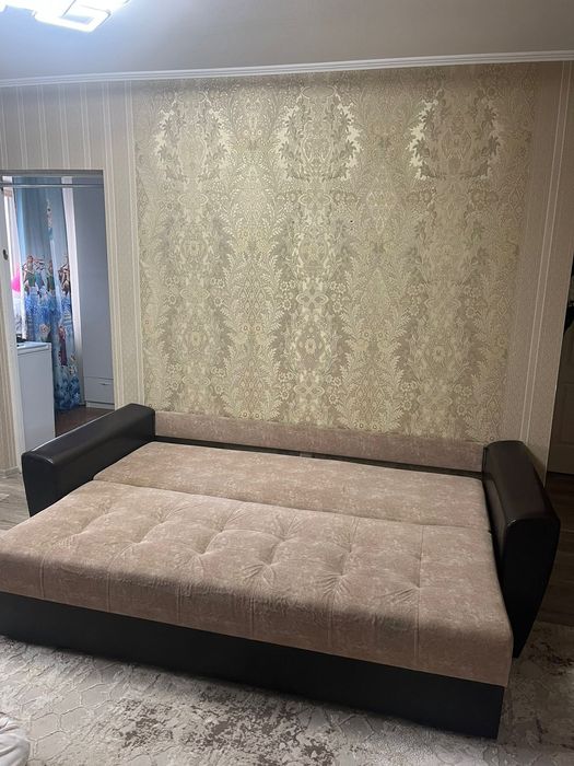 Продам раздвижной диван