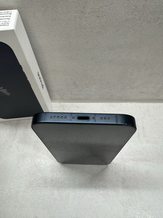 iPhone 13 128GB Black 89% Battery