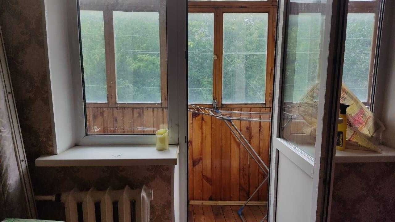 продам 1-комн. квартиру  пр. Строителей