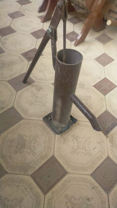 Продам колонка качалку