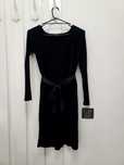 Rochie neagră din tricot