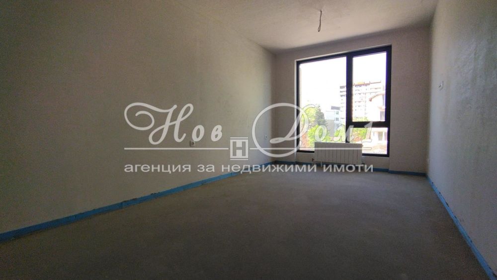 Продава се Тристаен апартамент в София, Младост 2 - 182 кв.м за 1814 €/кв.м - Снимка #2