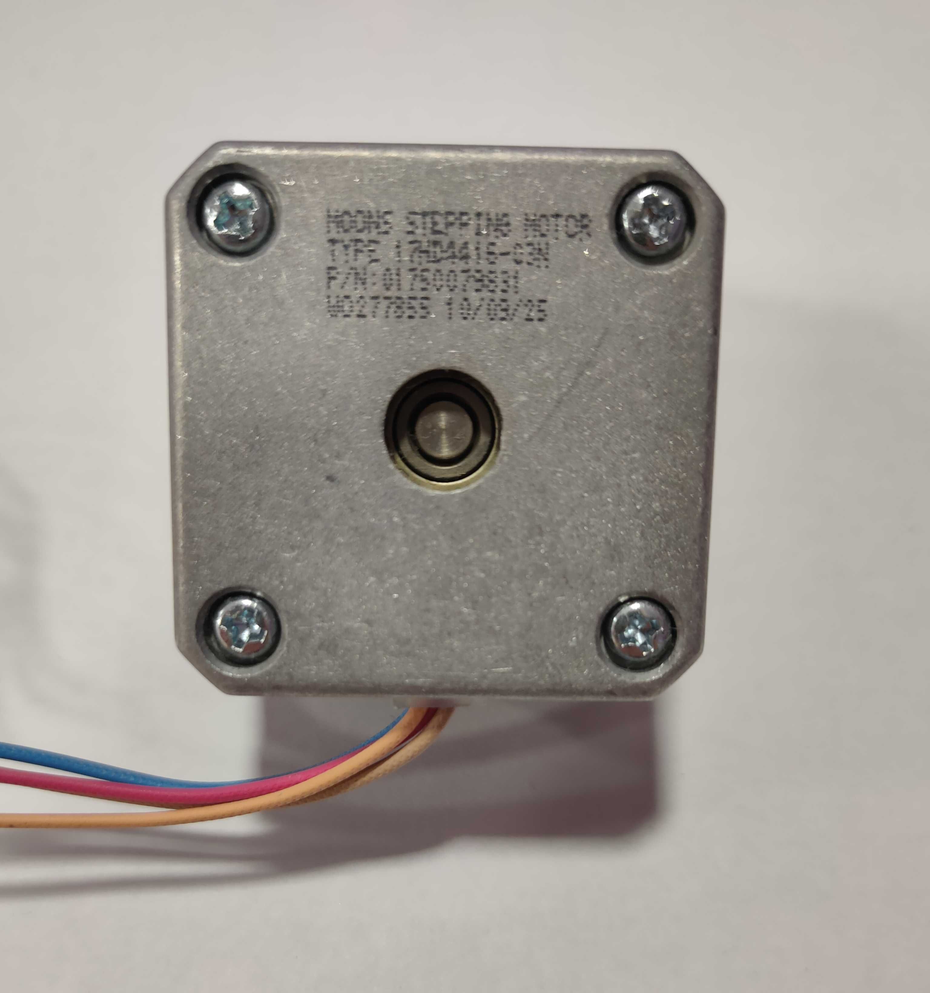 Продавам стъпкови мотори NEMA17 17HD4416-03N 17HD4416-01N 17HD4416-05N