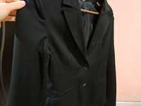 Женско официално черно сако