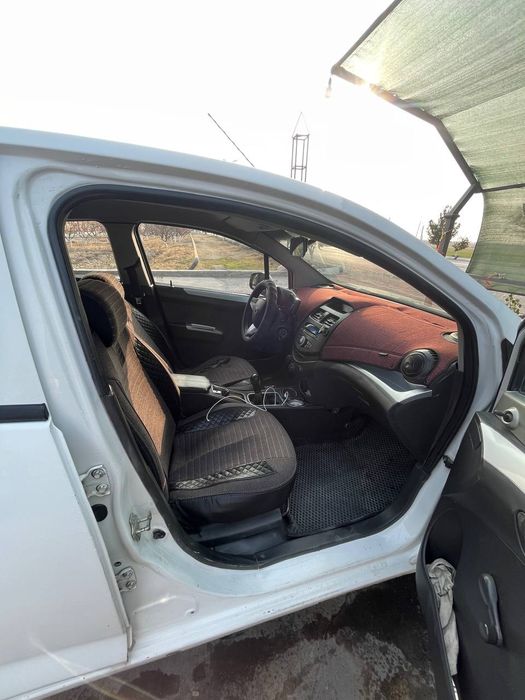 Spark juda arzon narxda Sotiladi