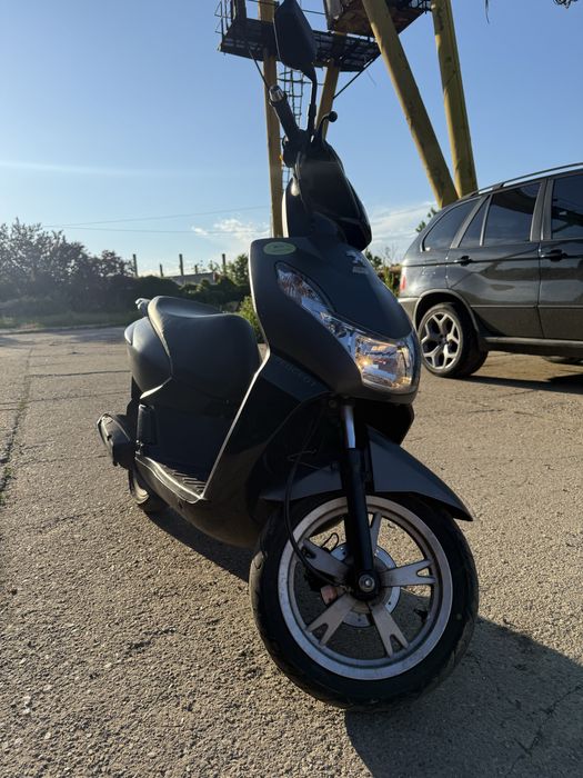 Peugeot Kisbee 25 km