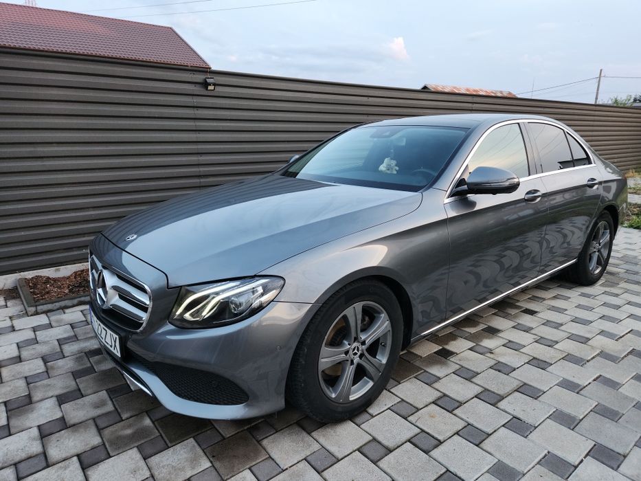 Mercedes E 220 d 2018 | 89.000 km | Piele, Navigație, Parktronic