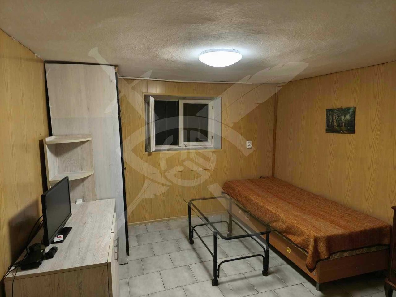 Дава се под наем Етаж от къща в Варна, Цветен квартал - 86 кв.м за 300 € - Снимка #4