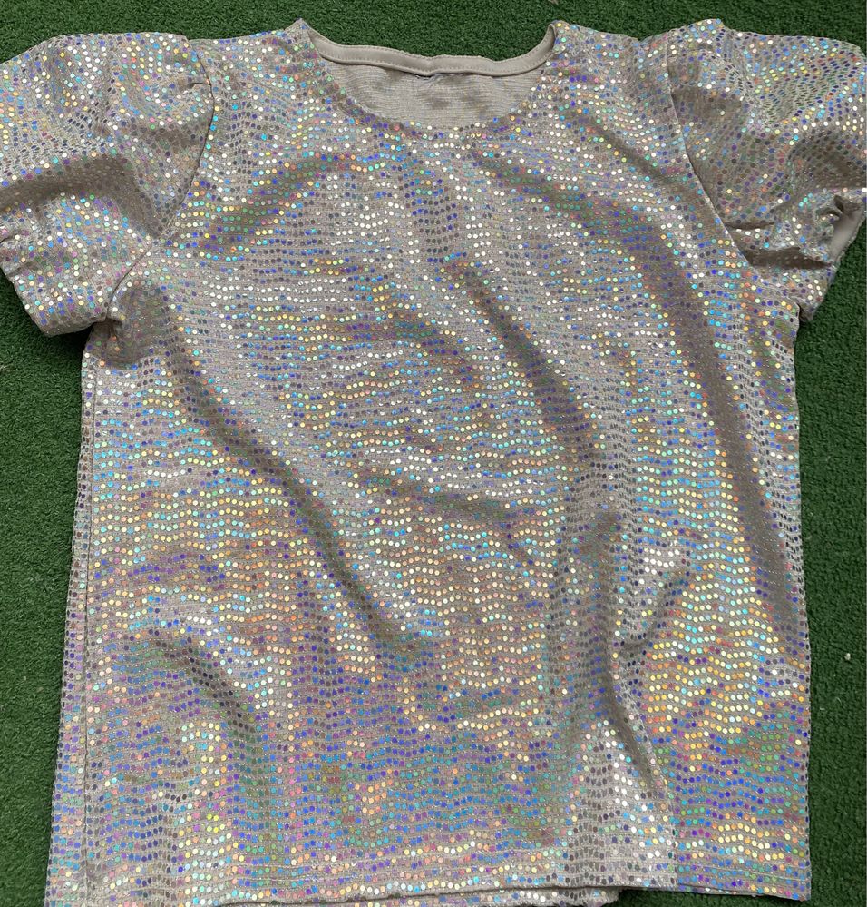 Продавам Guess детска блуза 8-9 г.