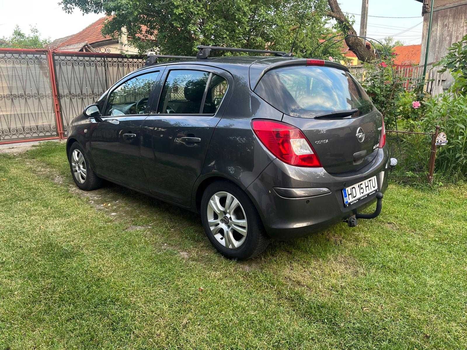 Opel Corsa D 1.3 CDTI 95 cp, Ecoflex 2012 înmatriculata Romania diesel
