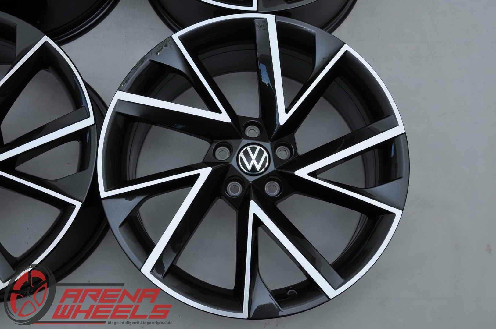 Jante Noi 19 inch Originale VW Passat Tiguan Touran Sharan CC Arteon