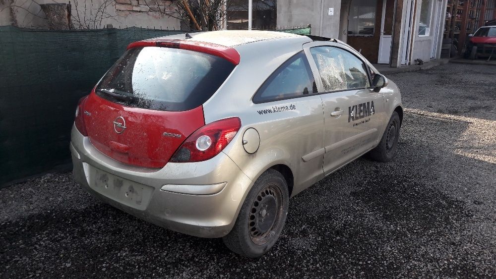 Dezmembrez Piese Opel Corsa D din 2007