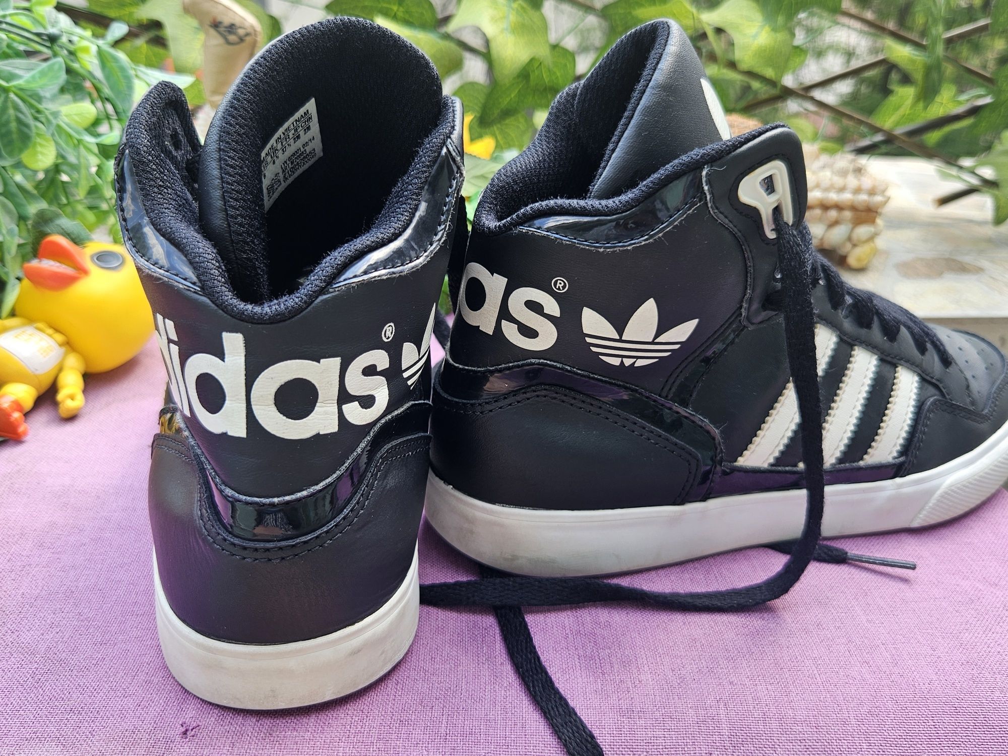Adidas дамски кожени кецове N37