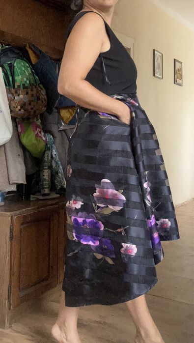 Rochie asimetrica negru, floral M