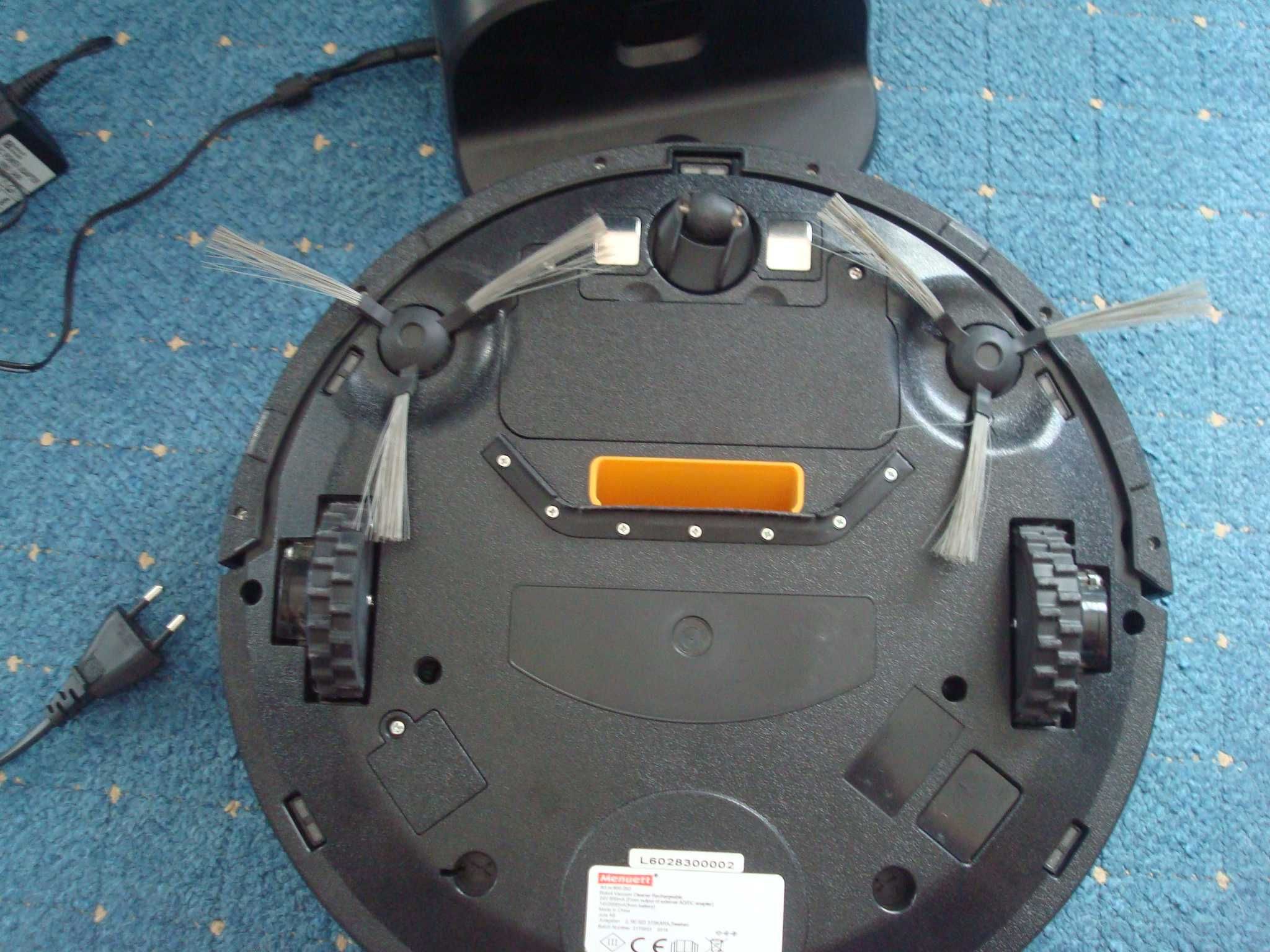 Robot aspirator reincarcabil Menuett model 800-262 +incarcator