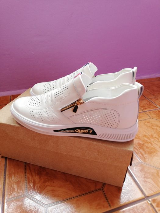 Adidasi piele naturala 43