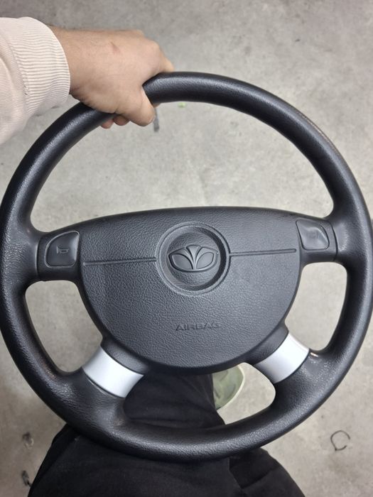 Gentra Daewoo  rul xolati yaxshi