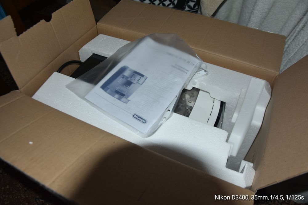 Кафеавтомат Delonghi Magnifica S,нов.