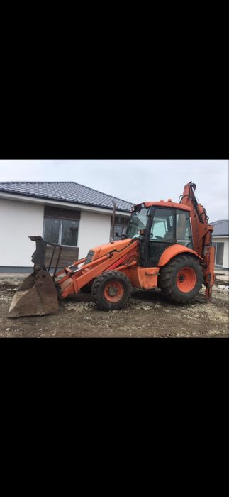 Inchiriez buldoexcavator excavator buldo