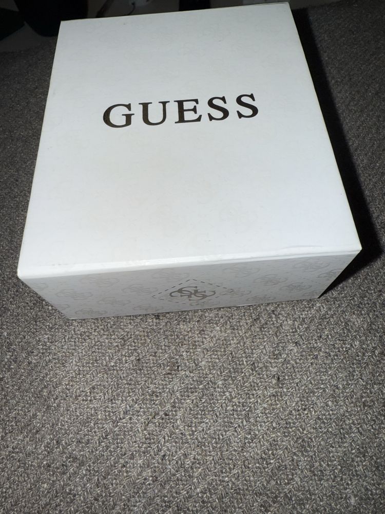 Обеци Guess(мед.стомана)
